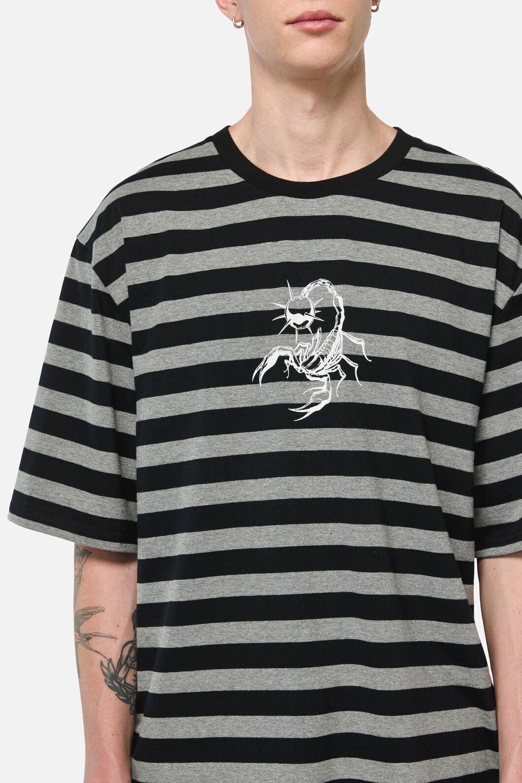 Dangerfield - Sting Off Stripe Tee - grey-black