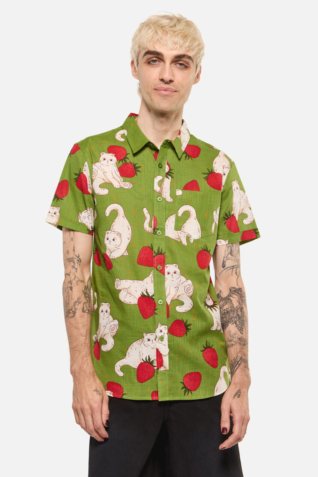 Dangerfield - Strawberry Cats SS Shirt - green