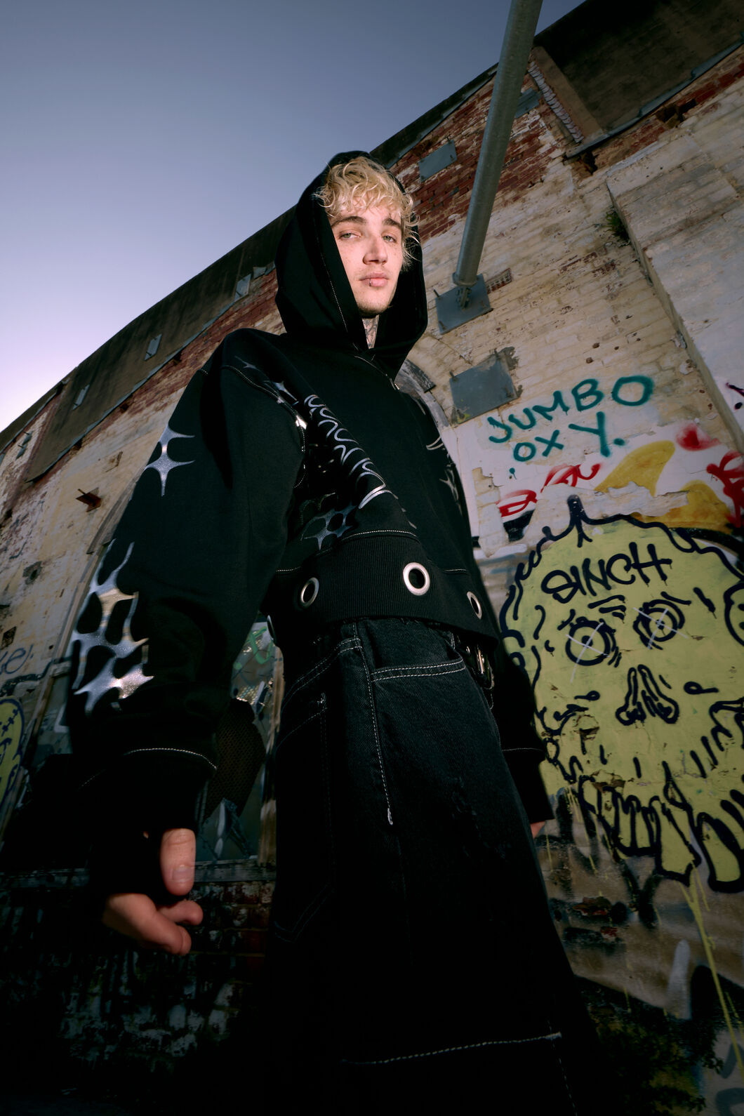 Dangerfield - Y2K Sigil Eyelet Hoodie - black