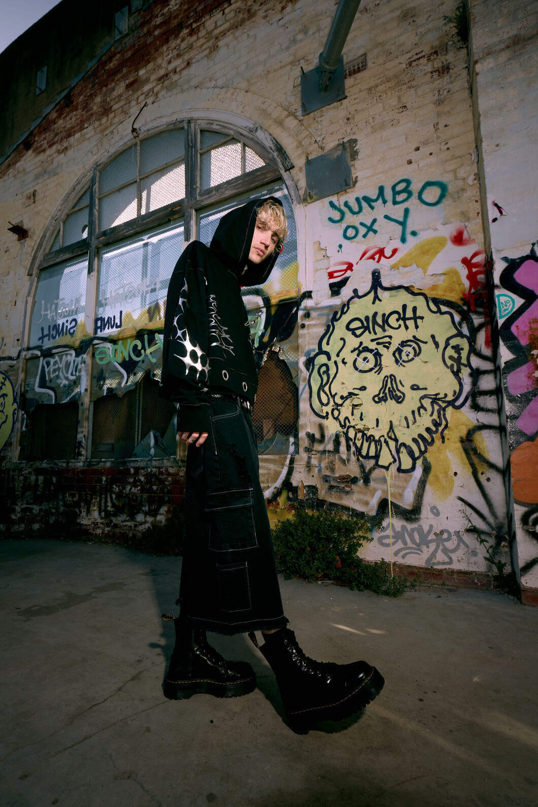 Dangerfield - Y2K Sigil Eyelet Hoodie - black