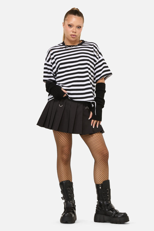Dangerfield - Sigil Goth Stripe Distressed Tee - black-white