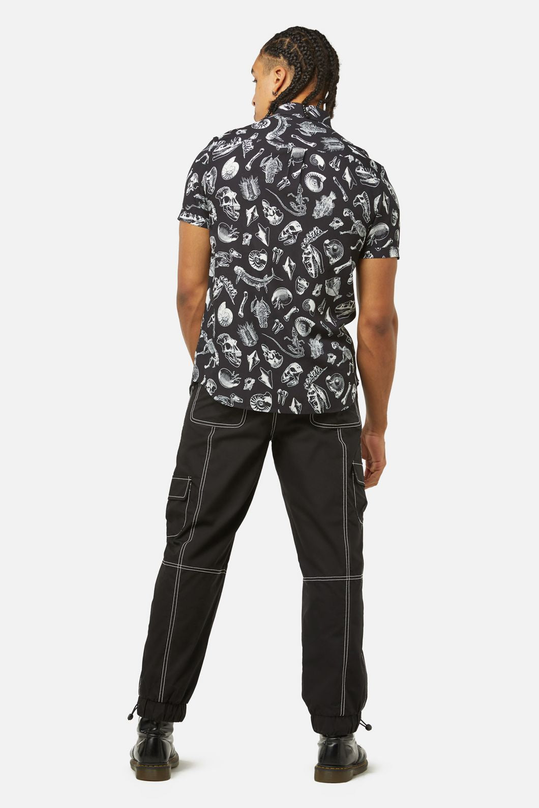 Dangerfield - Body Fossils Printed Short Sleeve Shirt - black