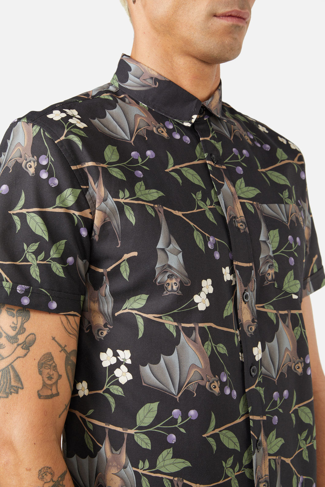 Dangerfield - Old World SS Shirt - black