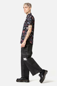 Dangerfield - Sucked In Gothic SS Shirt - black
