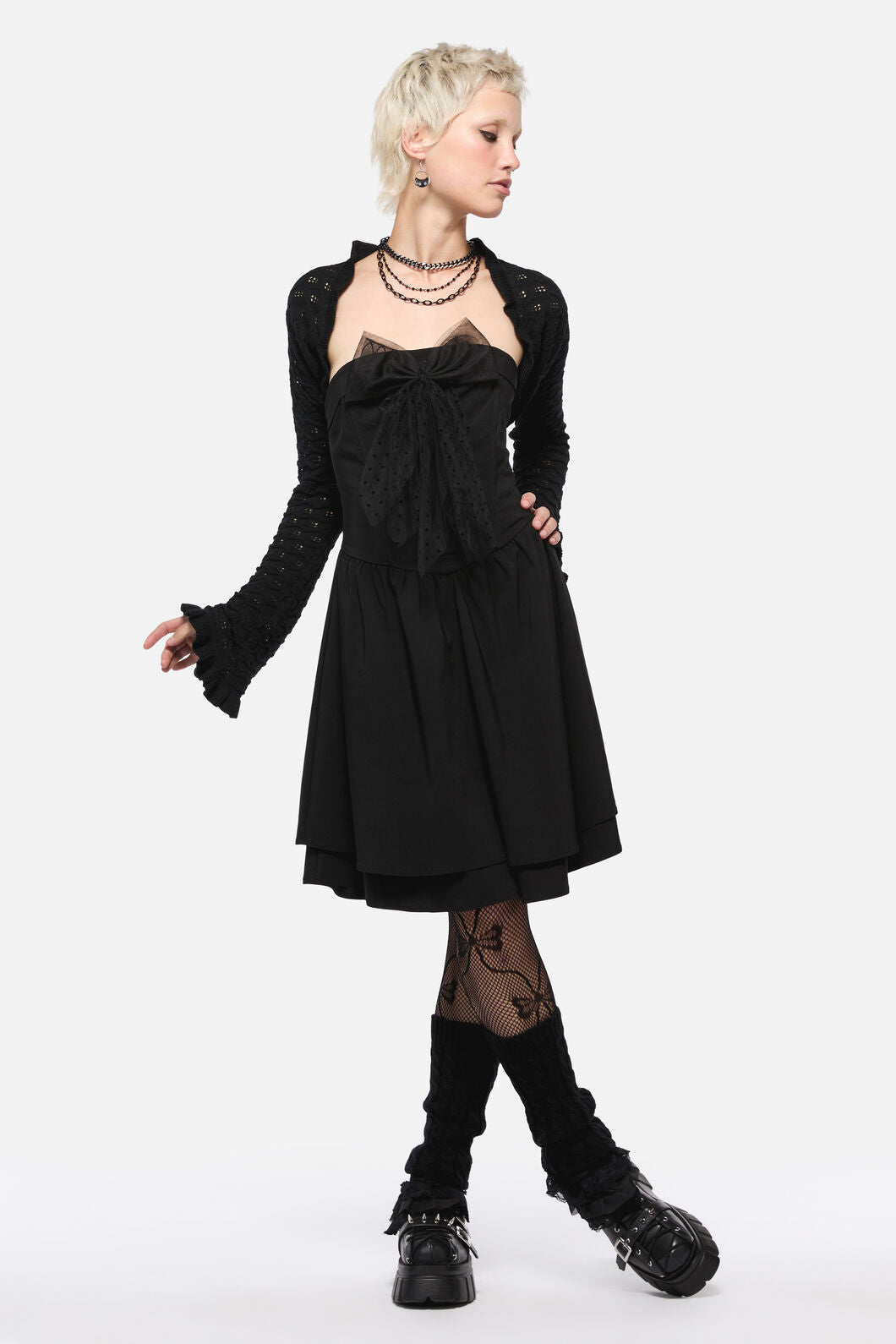 Dangerfield - Dark Pieridae Charm Basic Dress - black