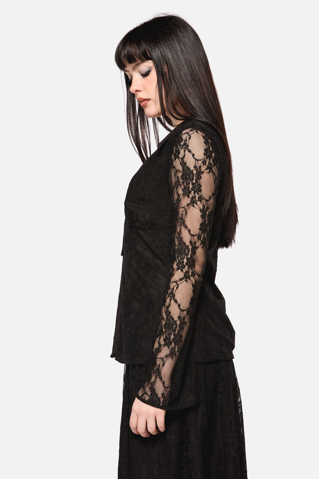 Dangerfield - Dark Pieridae Long Sleeve Lace Top - black