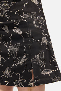 Dangerfield - Dark Pieridae Print Skort - black