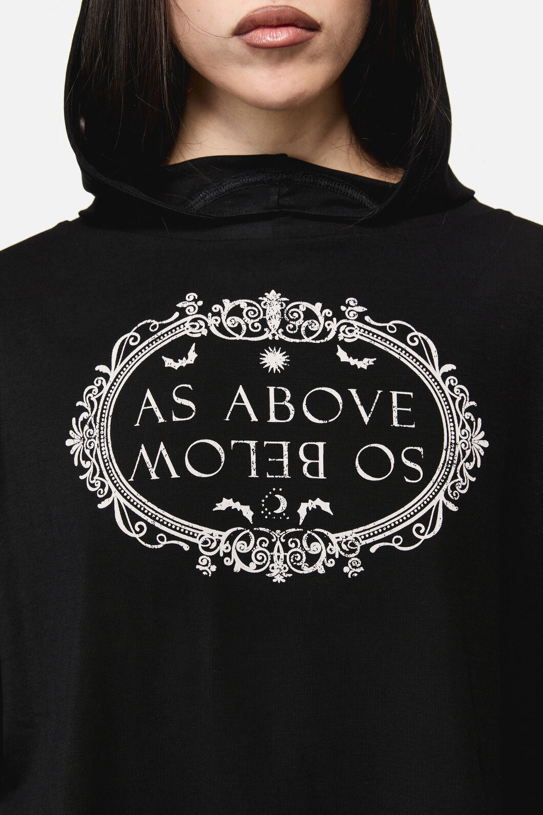 Dangerfield - Séance Hooded Goth Print Tee - black