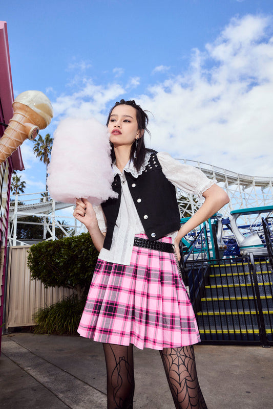 Dangerfield - Barb Stud Trim Vest - black