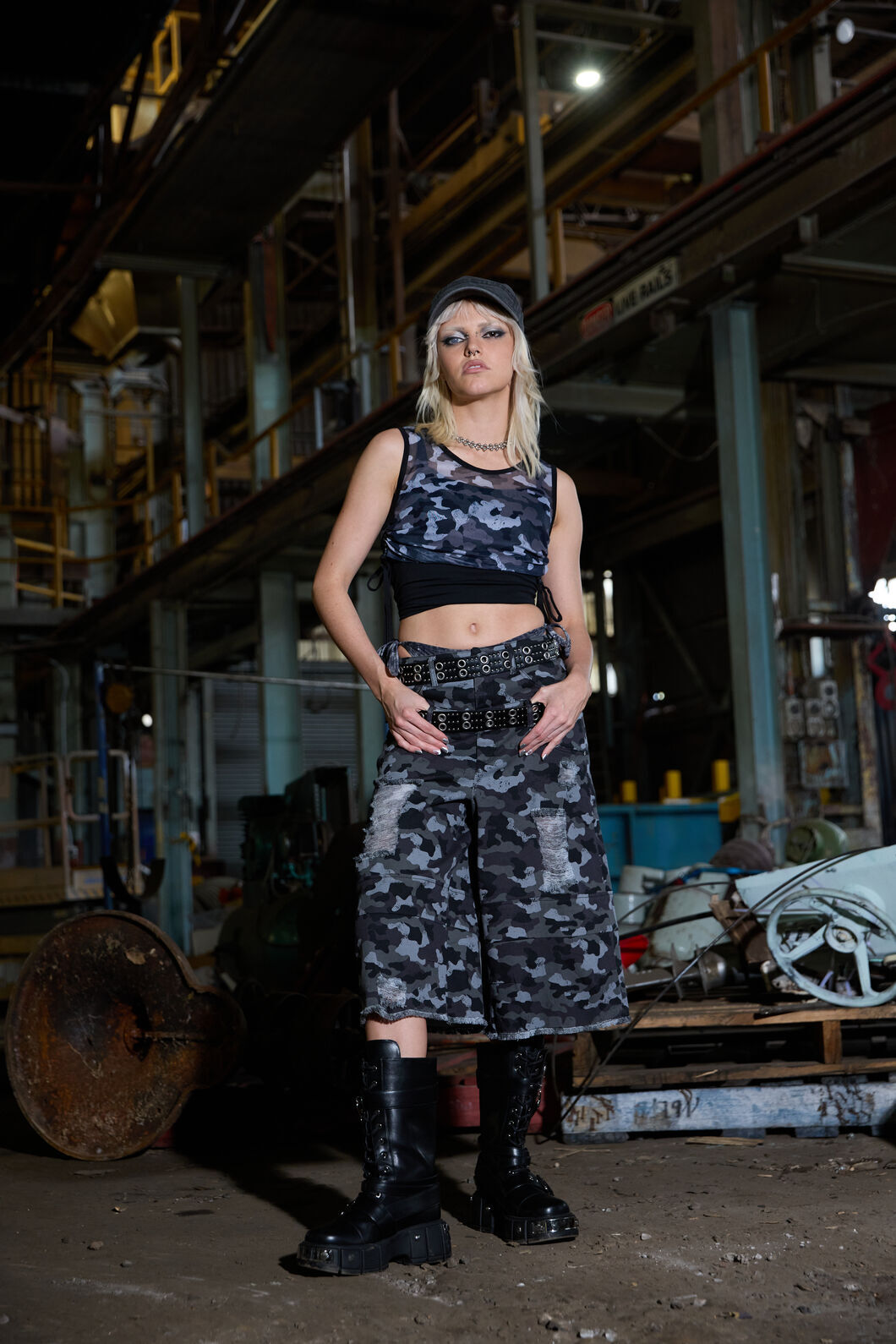 Dangerfield - Disruptive CampDistressedJorts - grey-black