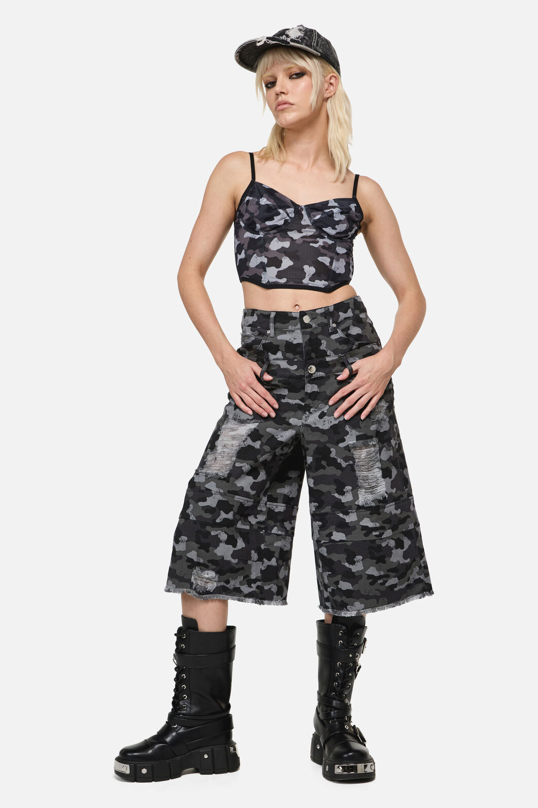 Dangerfield - Disruptive Camo Mesh Corset - grey-black