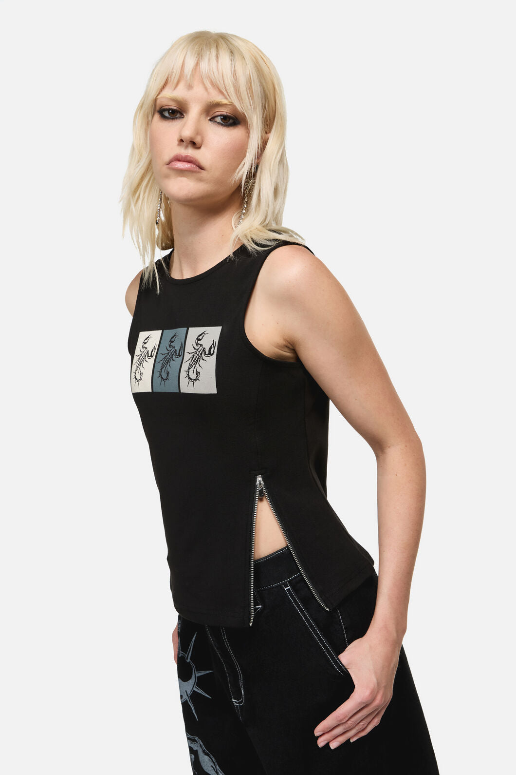 Dangerfield - Dread Zipper Tank Top - black