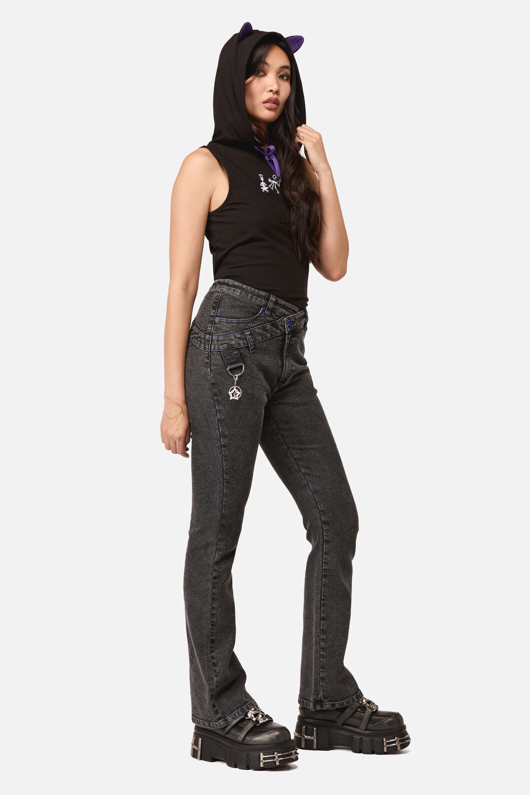Dangerfield - Whirl Denim V-Waist Charm Jean - grey