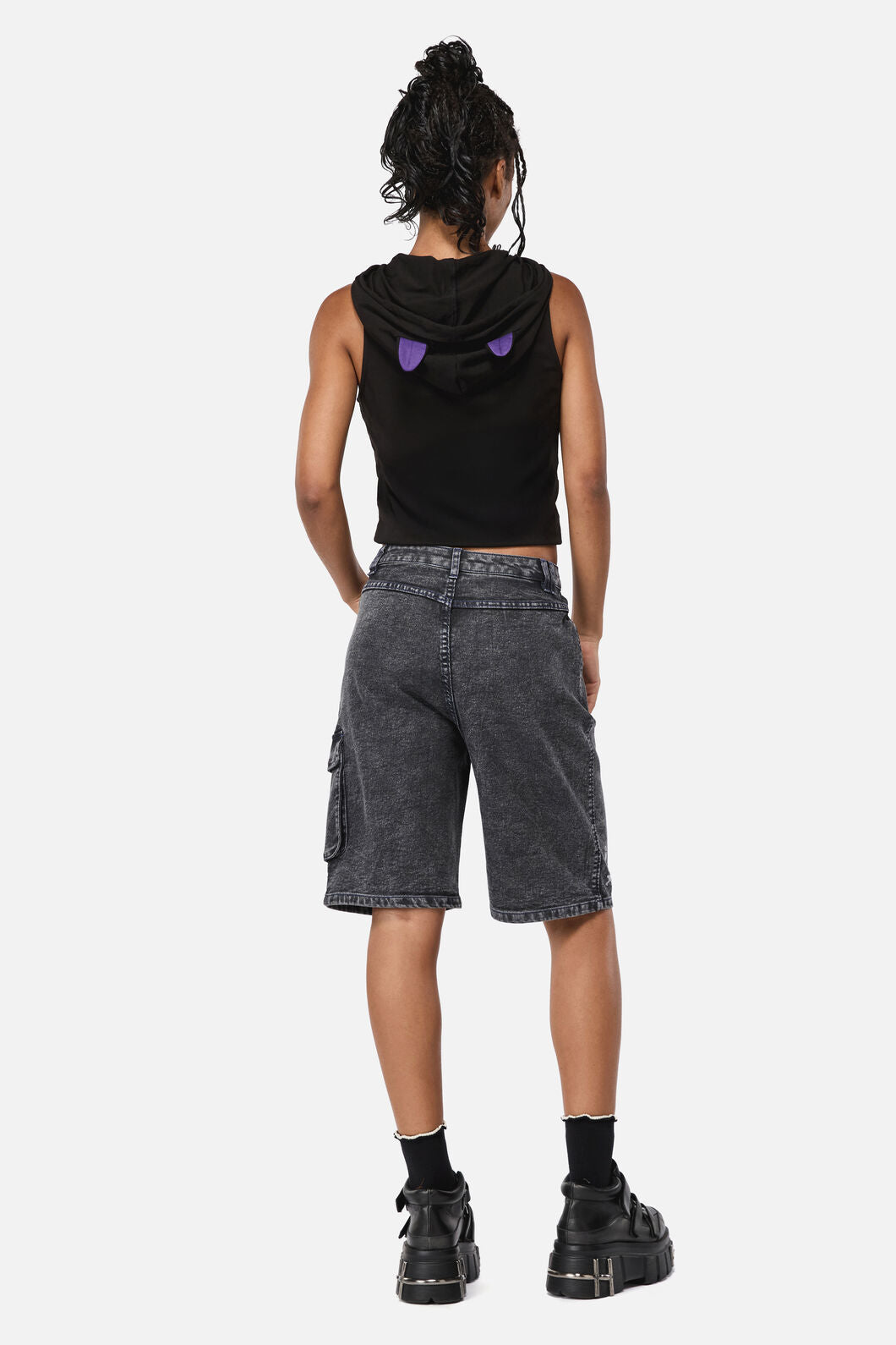 Dangerfield - Whirl Denim Embroidered Jorts - grey