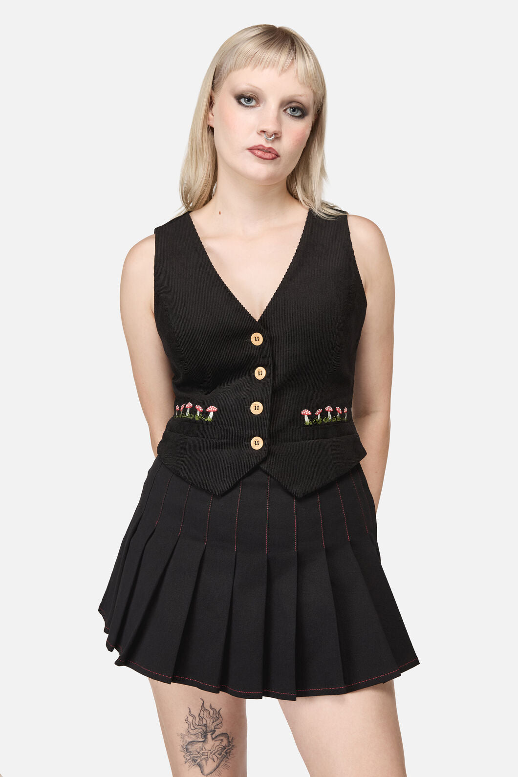 Dangerfield - Toadstool Cord Vest - black