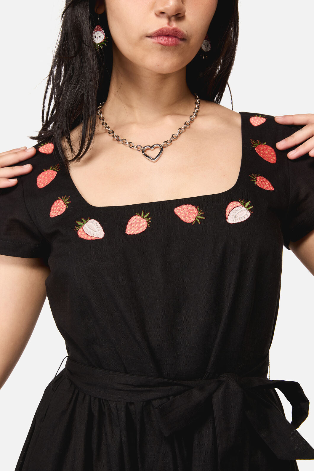 Dangerfield - Strawberry Emb Dress - black