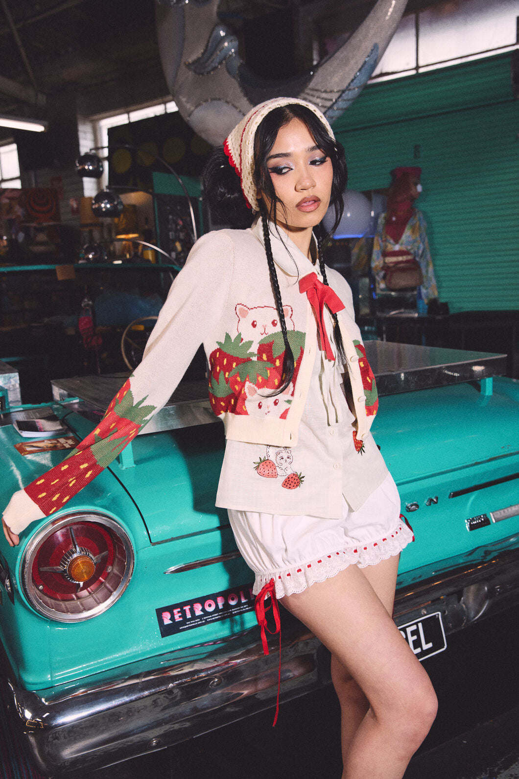 Dangerfield - Strawberry Cat Cardigan - cream