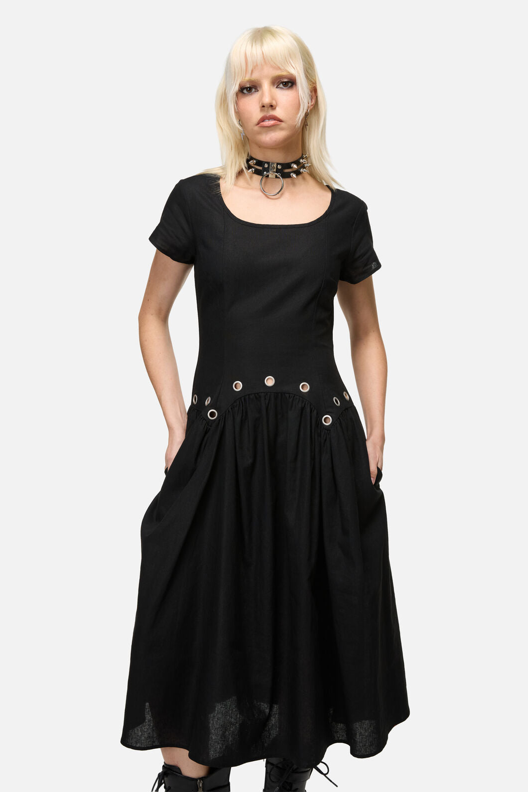 Dangerfield - Mischief Goth Eyelet Dress - black
