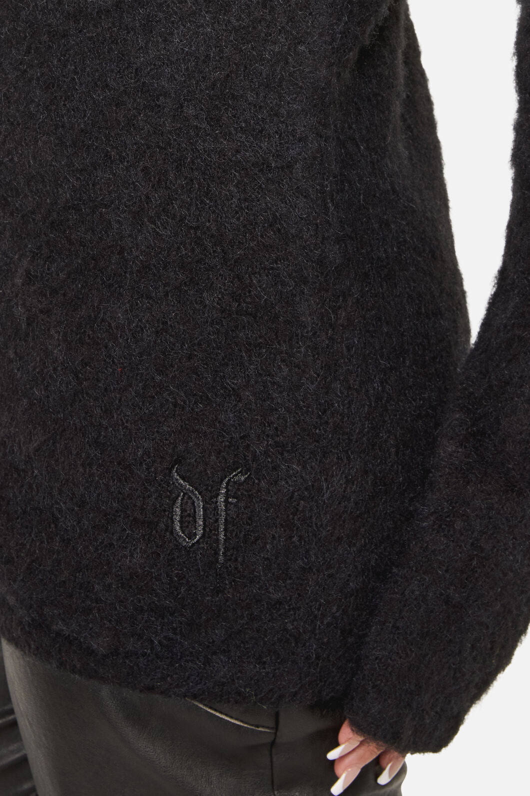 Dangerfield - Diffused Fluffy Knit Jumper - black