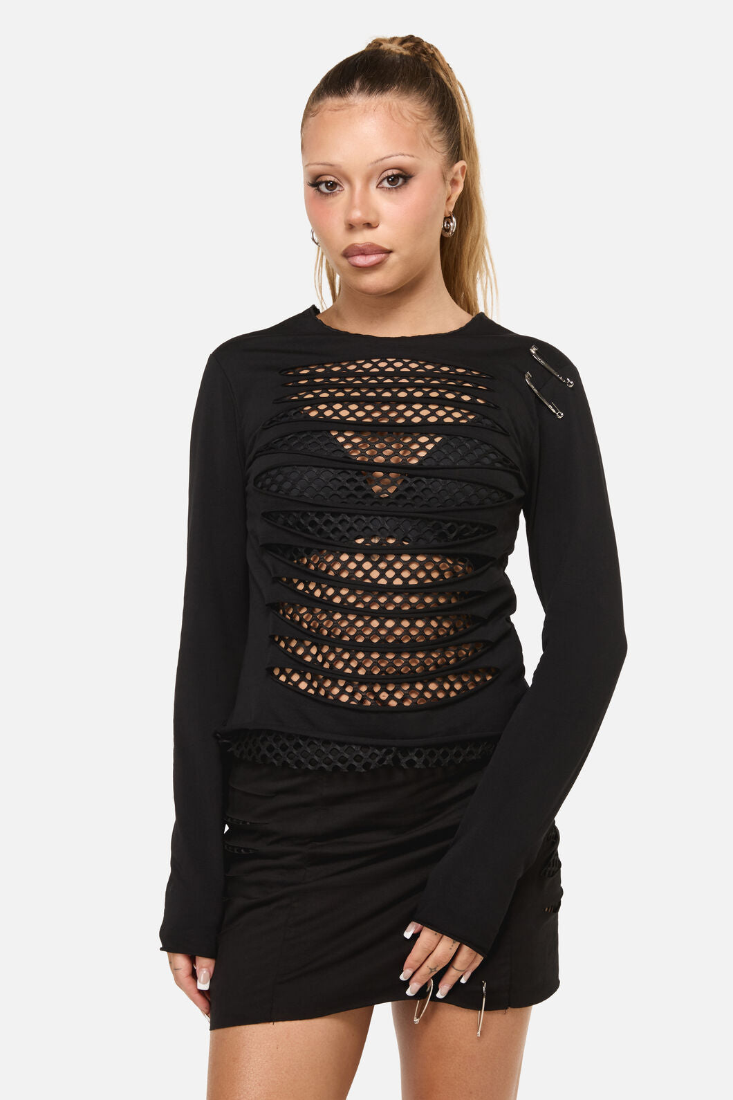 Dangerfield - Eyes Closed Distressed Top - black