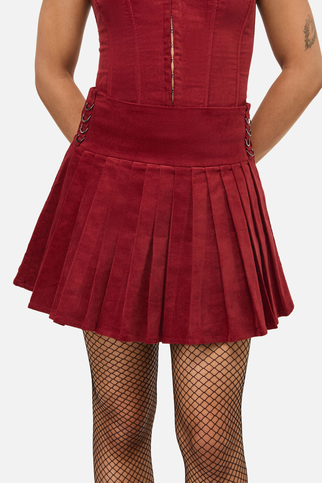 Dangerfield - Mabel Velvet Skort - red
