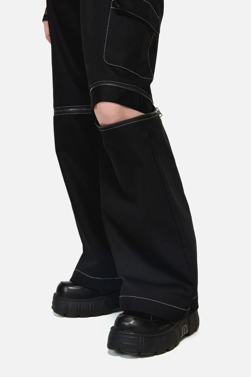 Dangerfield - Serpent Goth Cargo Pant - black