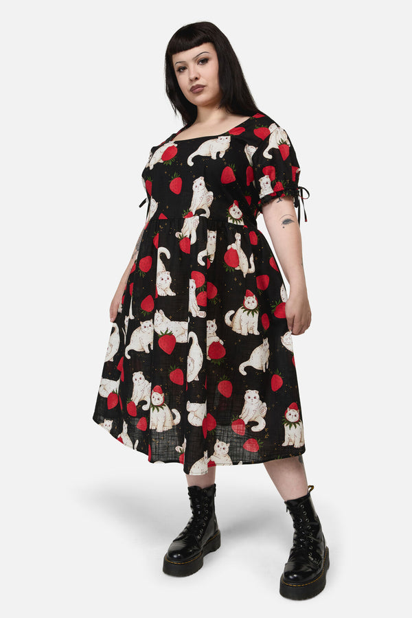 Dangerfield - Curve StrawberryCatRepeatDress - black