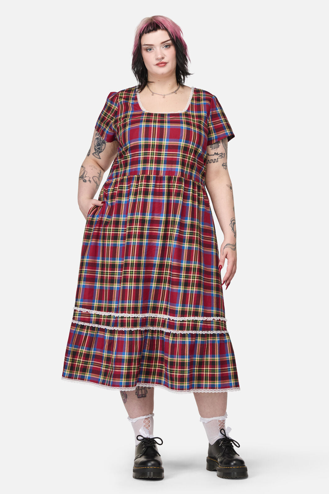Dangerfield - Curve Crowned Tartan Dress - red