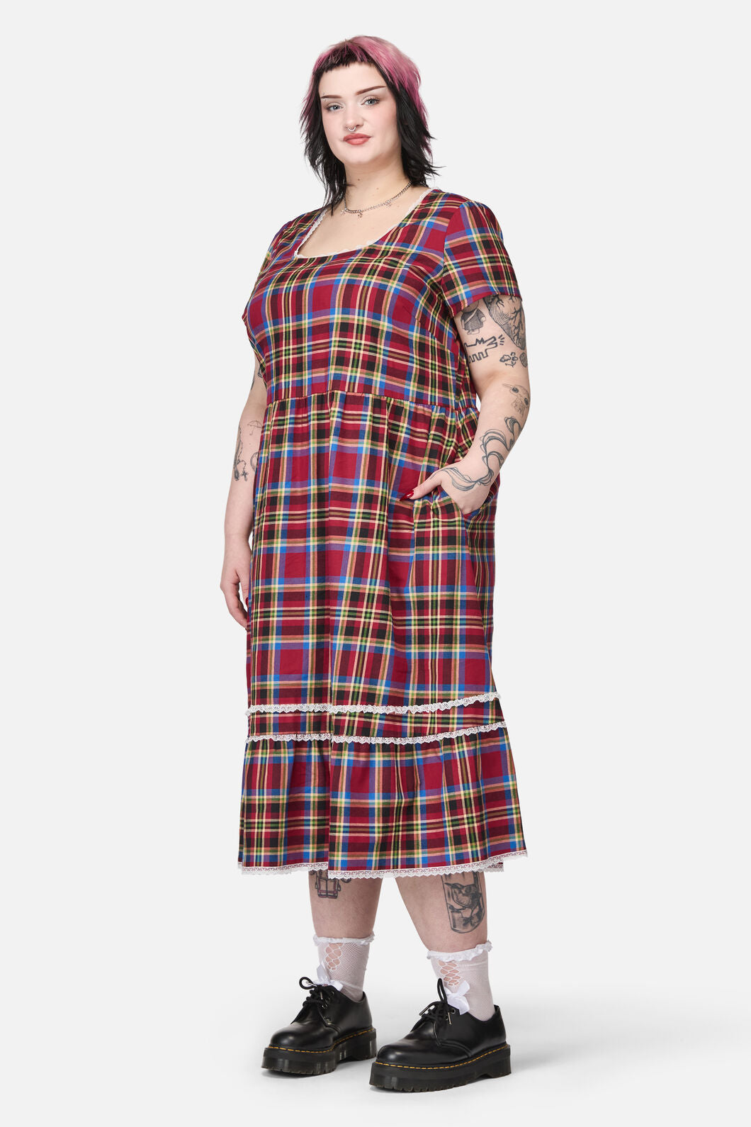 Dangerfield - Curve Crowned Tartan Dress - red