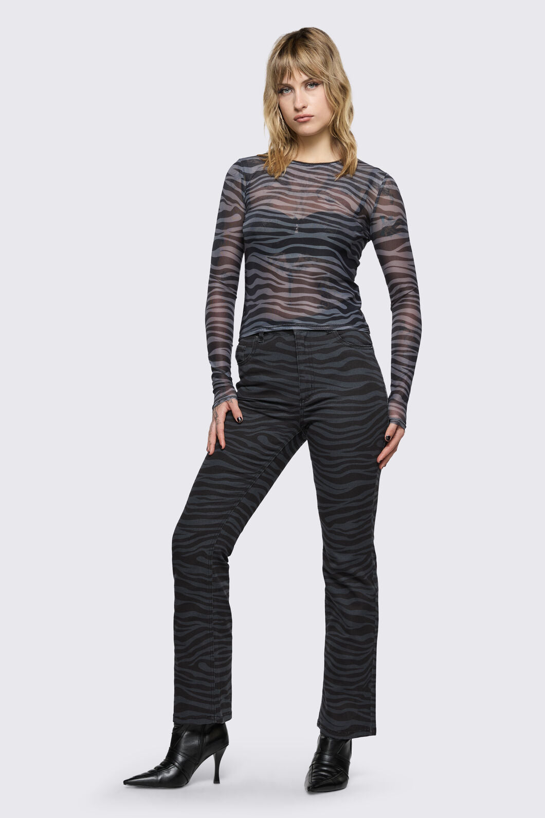 Dangerfield - Untamed Stripe Flare Jean - grey