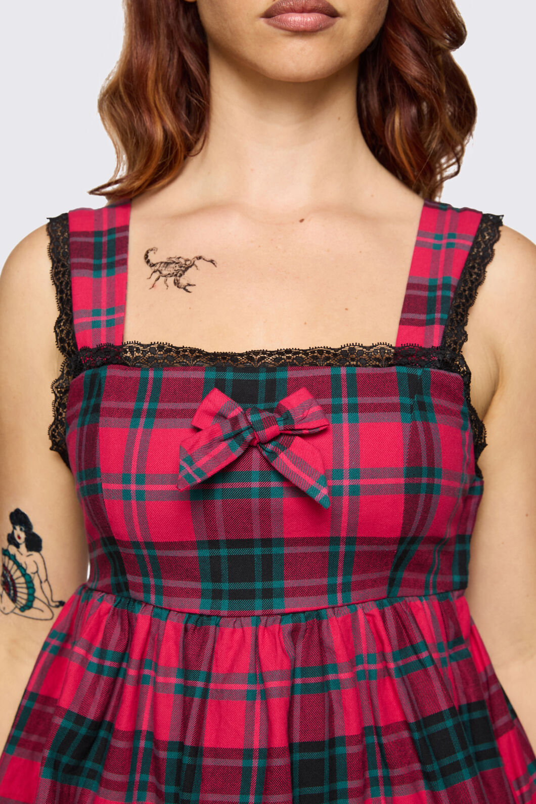 Dangerfield - Dizzy Lacey Mini Dress - red