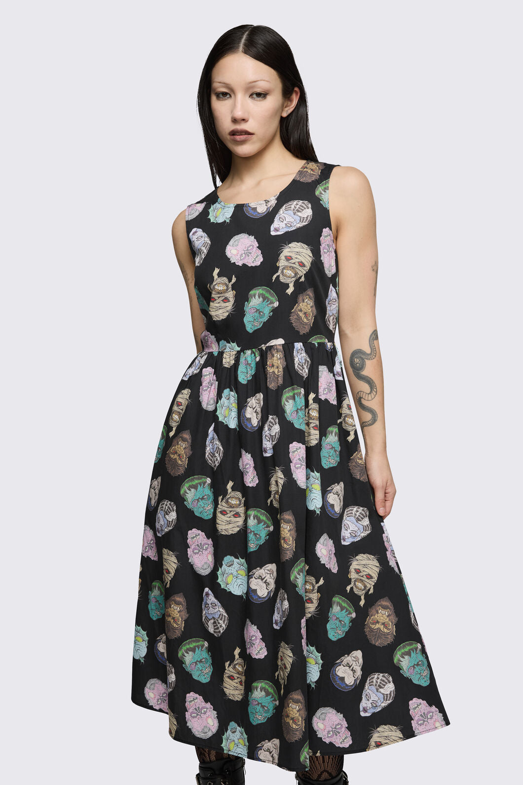 Dangerfield - Ghouls Printed Midi Dress - black