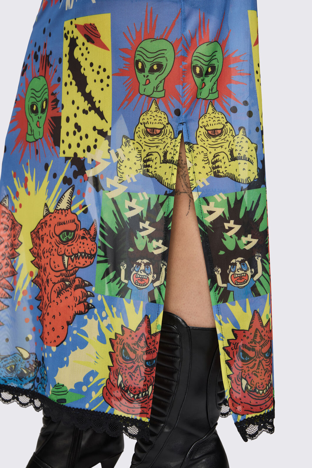 Dangerfield - The Giant Mesh Skirt - multi