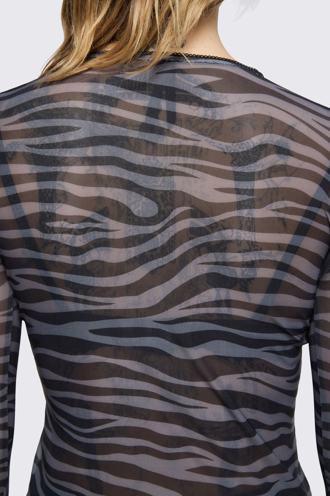 Dangerfield - Untamed Mesh Top - black-grey