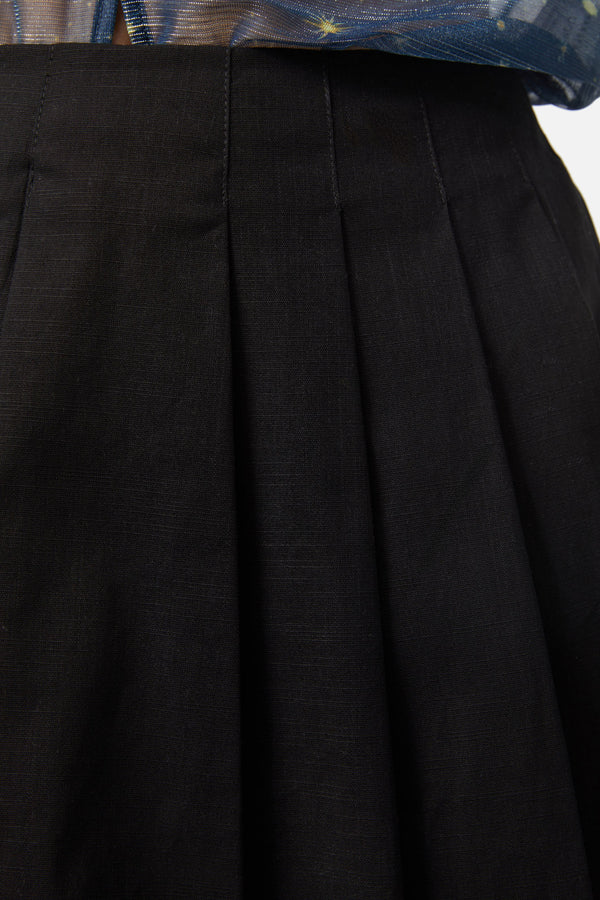 Dangerfield - Basic Starlight Pleated Skirt - black