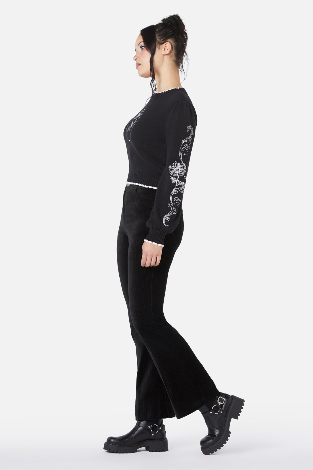 Dangerfield - Still Life Cameo Knit - black