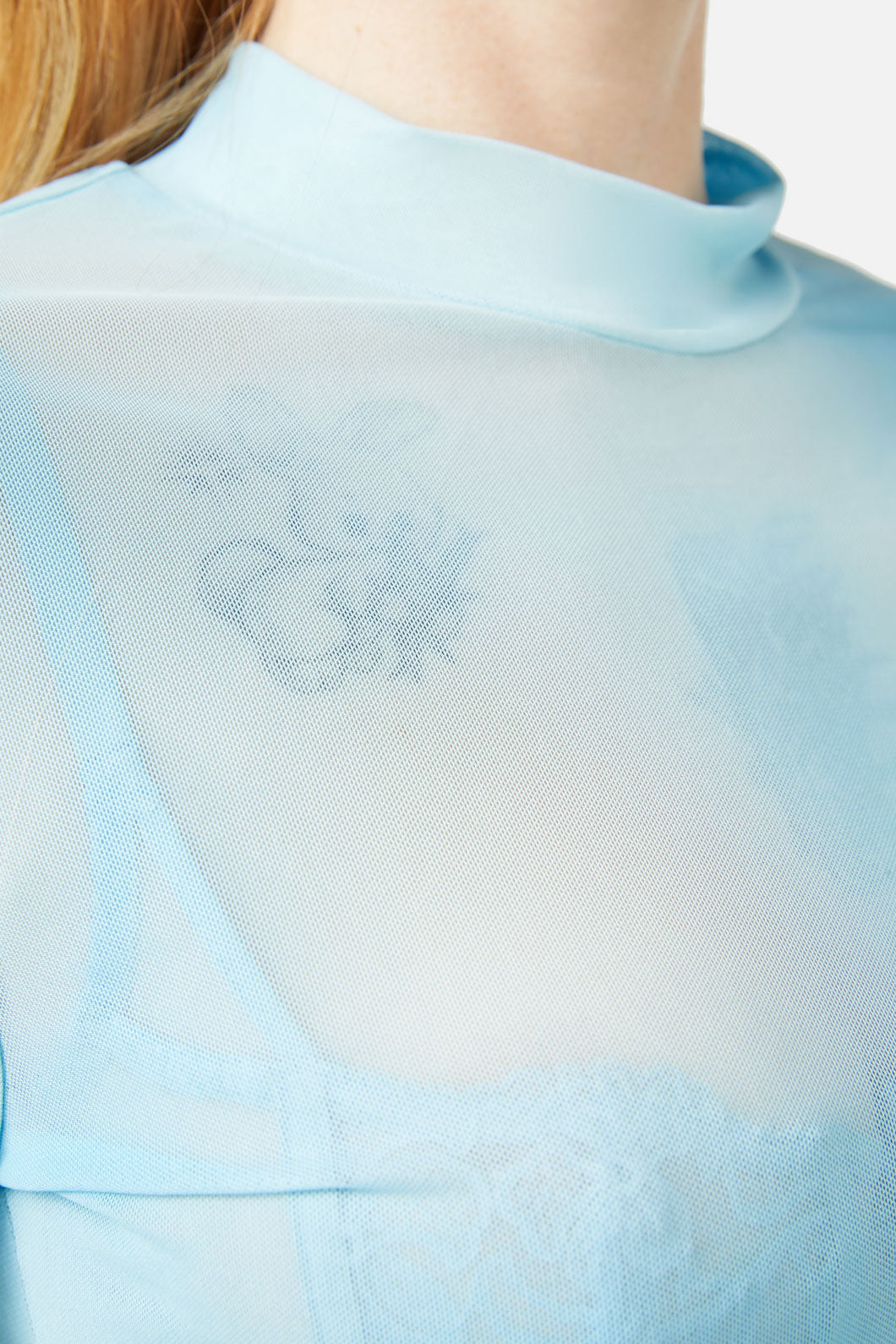 Dangerfield - Sky Gradient Mesh Top - blue