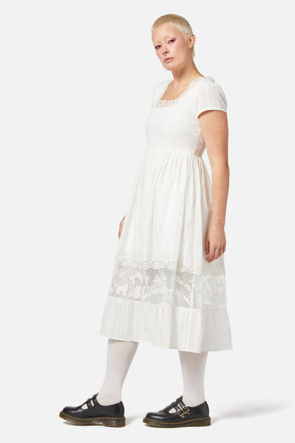Dangerfield - Catnip Lace Dress - cream