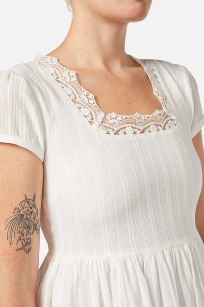Dangerfield - Catnip Lace Dress - cream