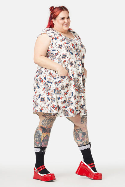Dangerfield - Curve Queen Of Cats Print Dress - cream