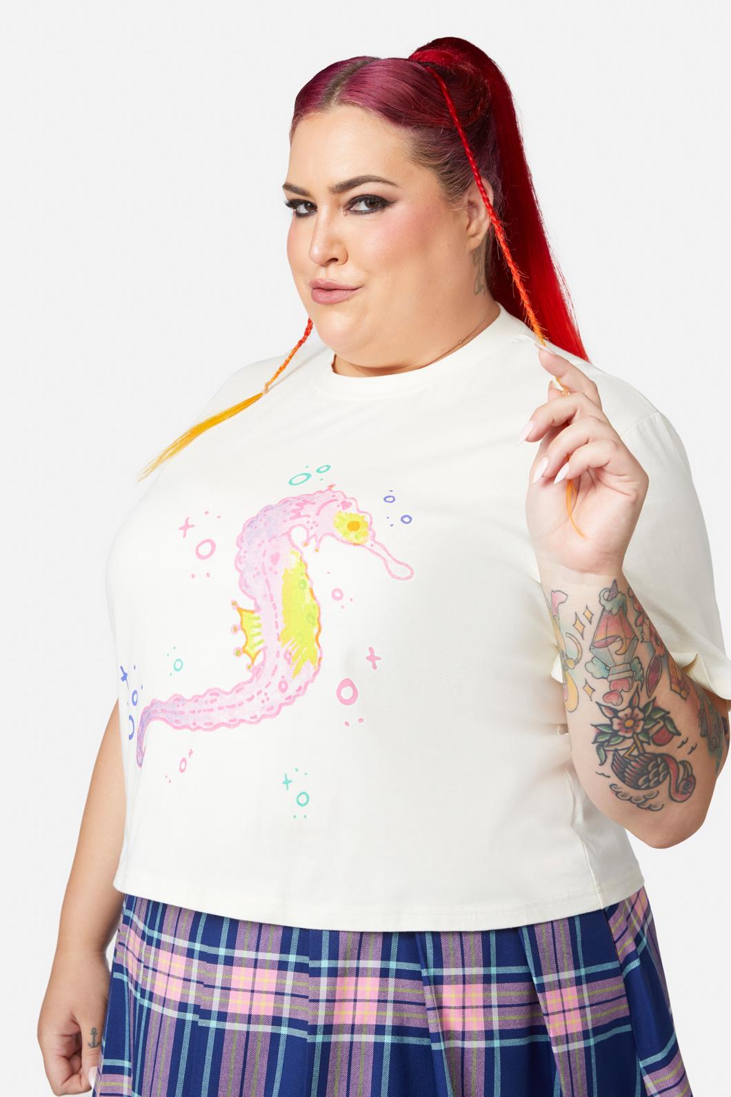Dangerfield - Curve Seahorse Tee - cream
