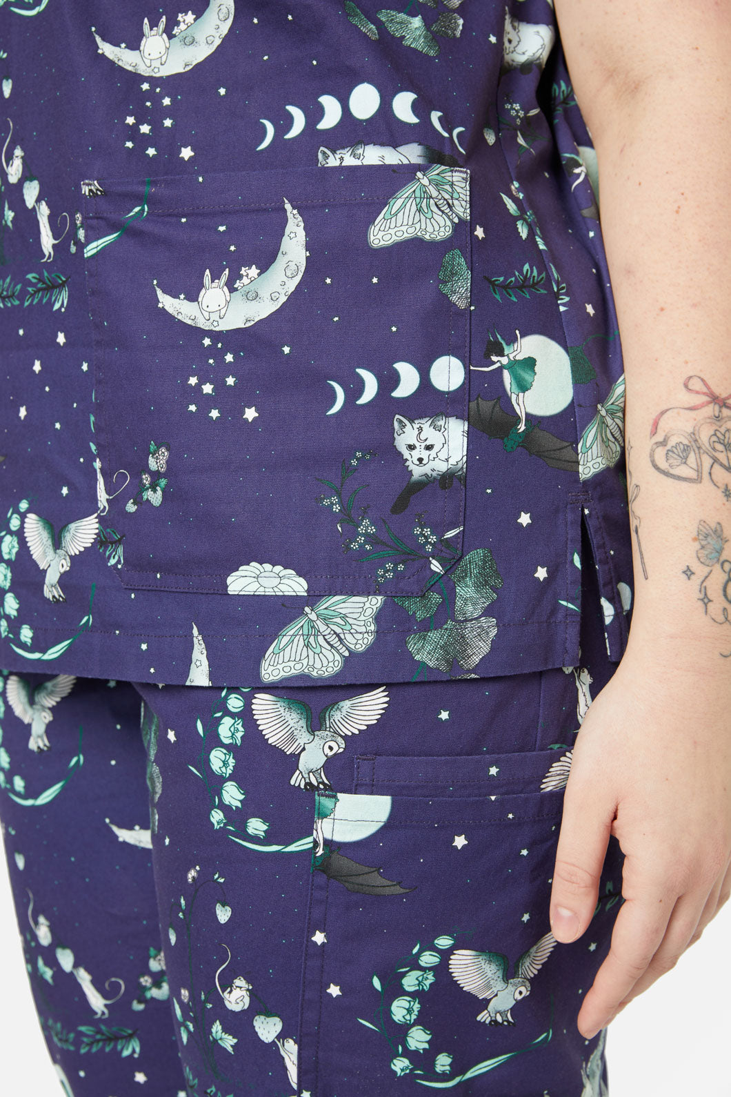 Scrubs With Love - Nocturnal Scrub Set - navy