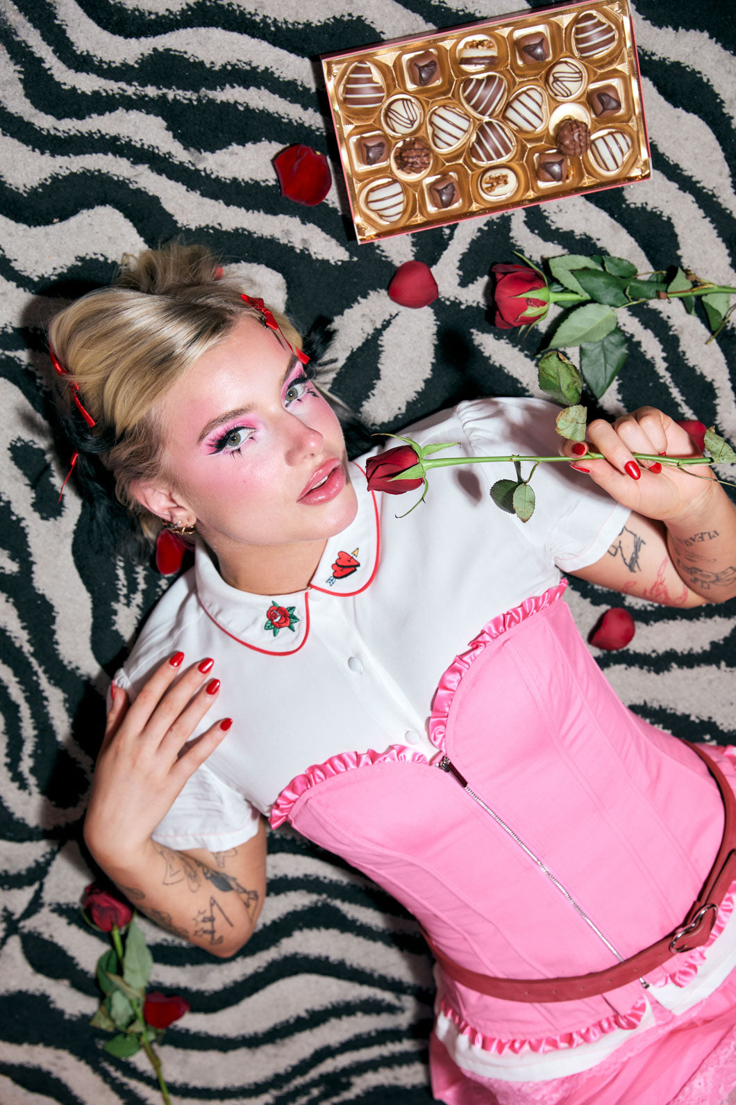 Dangerfield - Collar Embroidery Blouse - cream