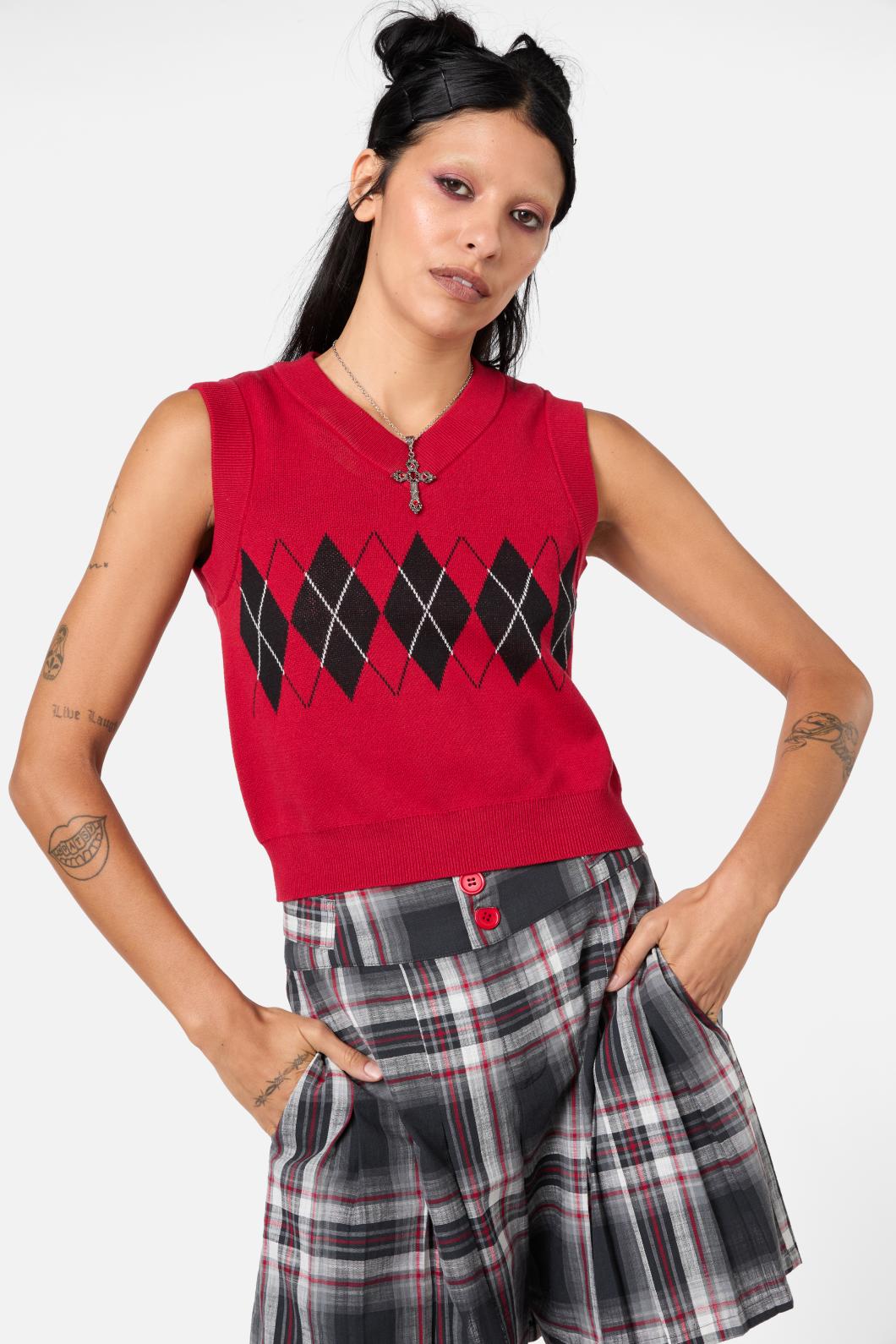 Dangerfield - Moggy Argyle Vest - red