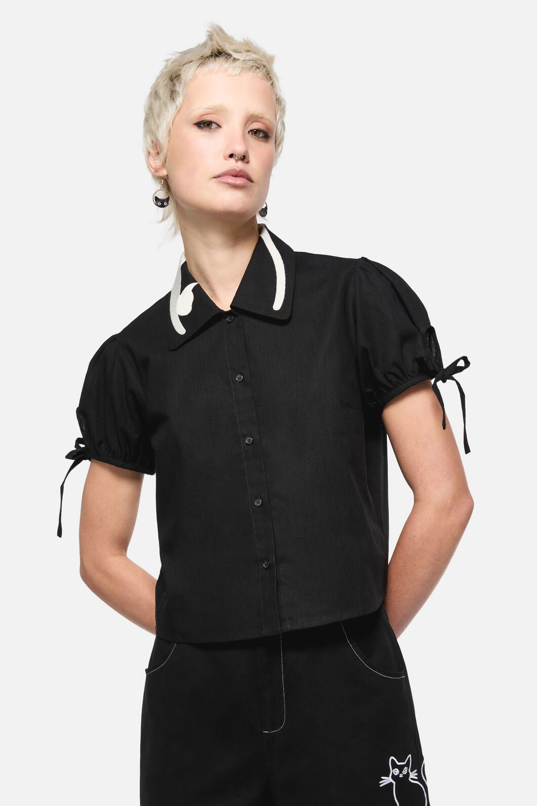 Dangerfield - Catkins Collar Blouse - black