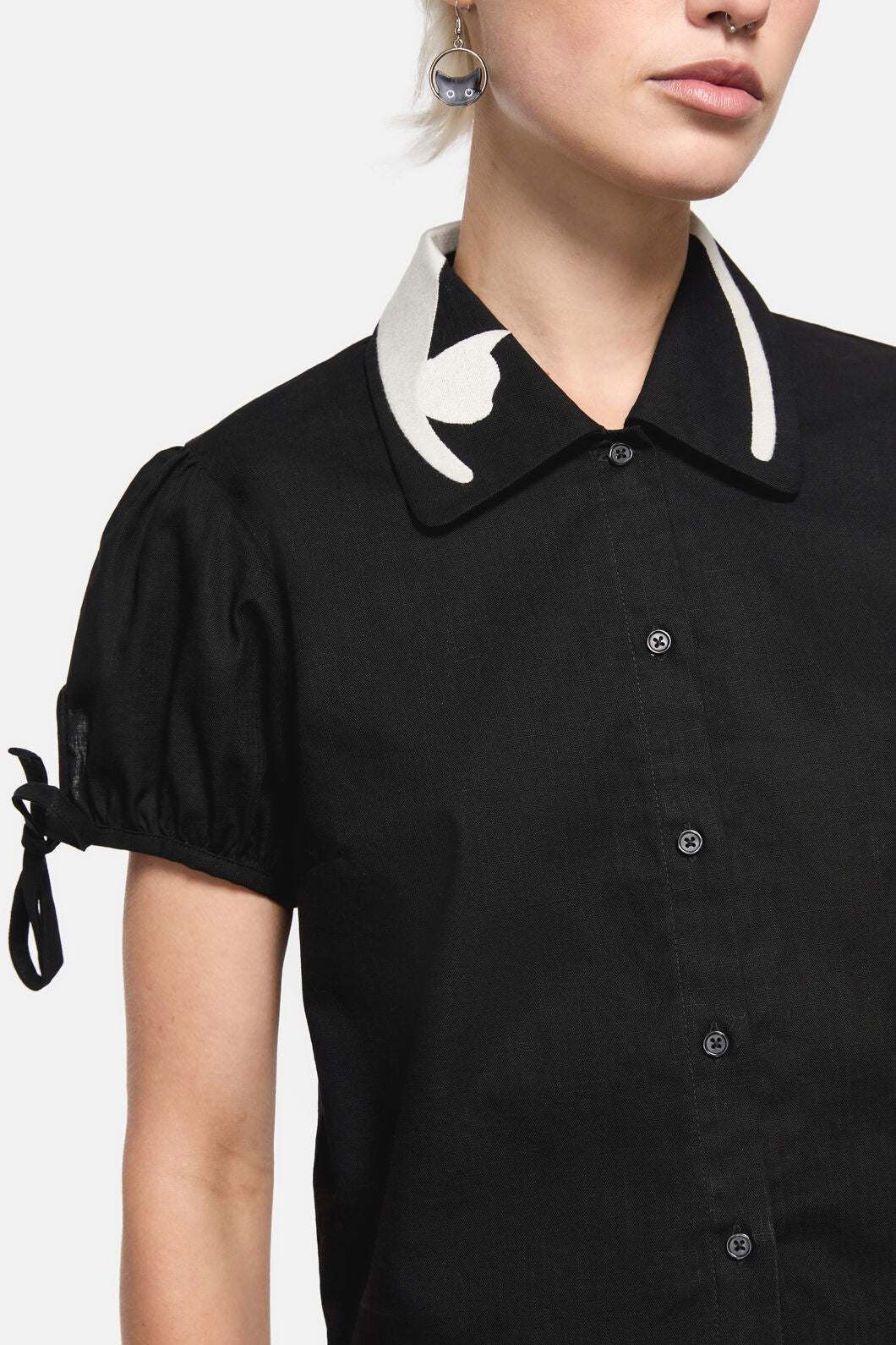 Dangerfield - Catkins Collar Blouse - black