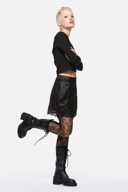 Dangerfield - Forgotten City Lace Trim Skort - black