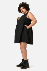Dangerfield - Curve Divine Love Pinny - black