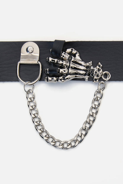 Dangerfield - Skeleton Hand Chain Cuff - black