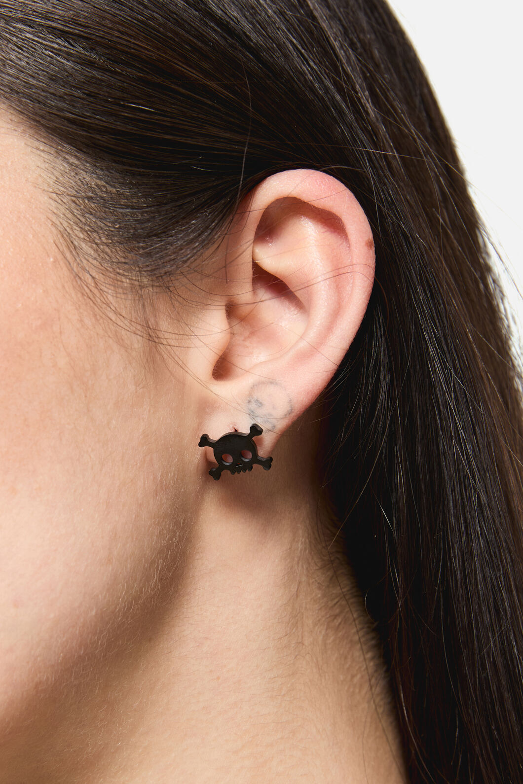 Dangerfield - Pirate Skull Stud Earrings - black